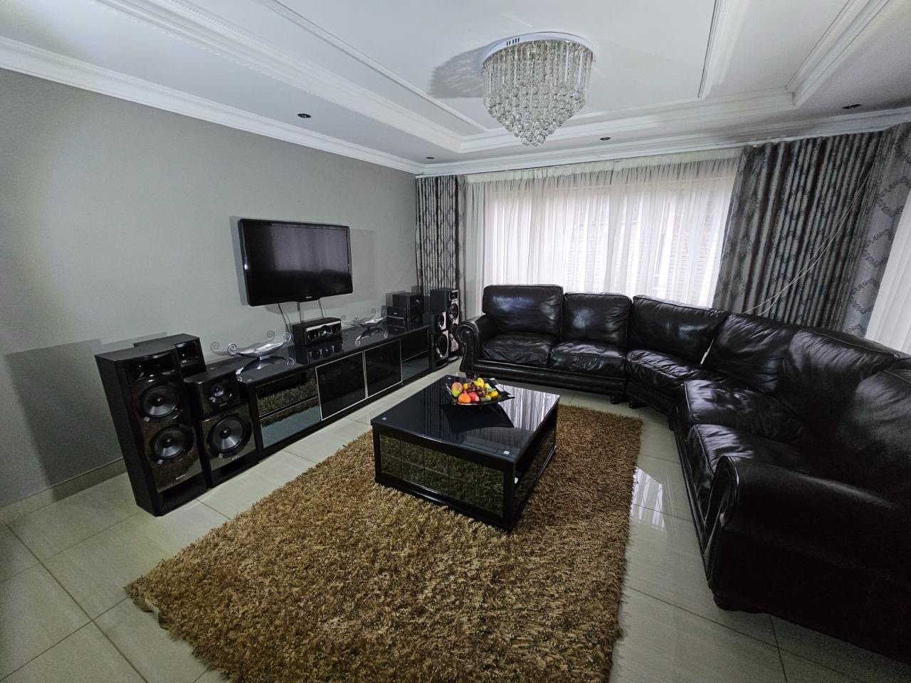 House to rent in Kibler Park, Johannesburg