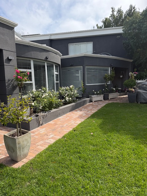 House for sale in Welgemoed, Cape Town