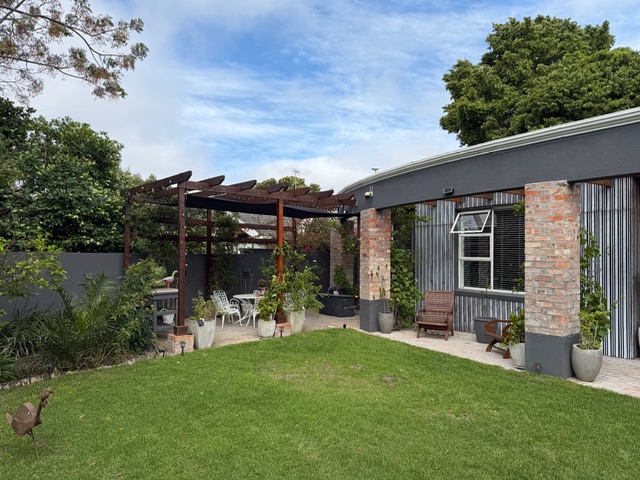 House for sale in Welgemoed, Cape Town