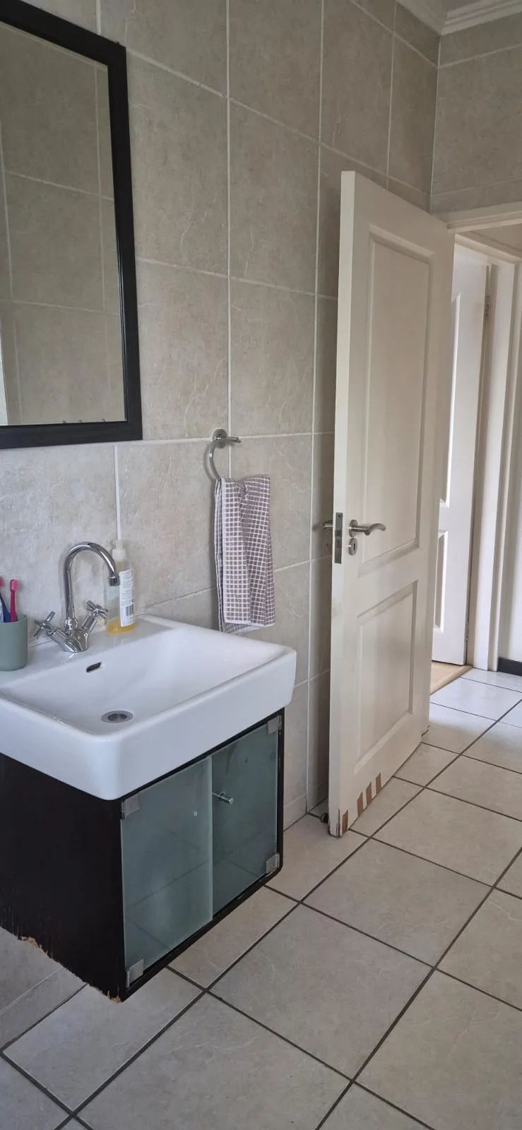 Apartment / Flat to rent in Sunninghill, Johannesburg