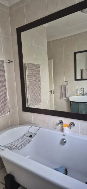 Apartment / Flat to rent in Sunninghill, Johannesburg