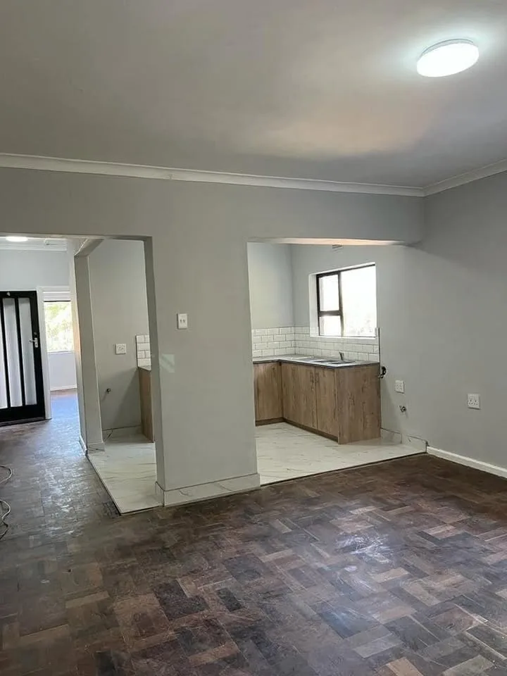 Apartment / Flat to rent in Wynberg, Cape Town