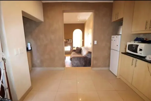 Apartment / Flat to rent in Woodstock, Cape Town